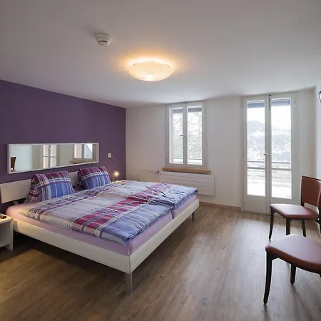 ألبينبليك 2*