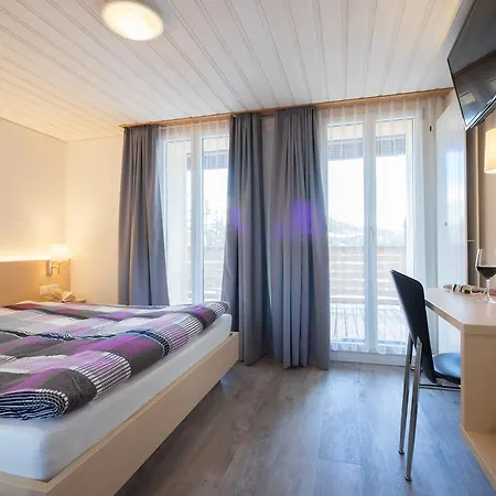 ألبينبليك 2*