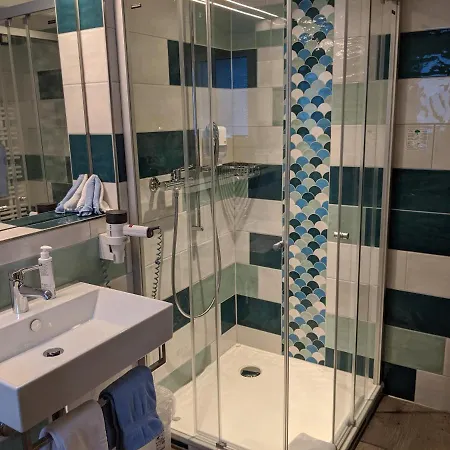 بيت ضيافة ألبينبليك 2*